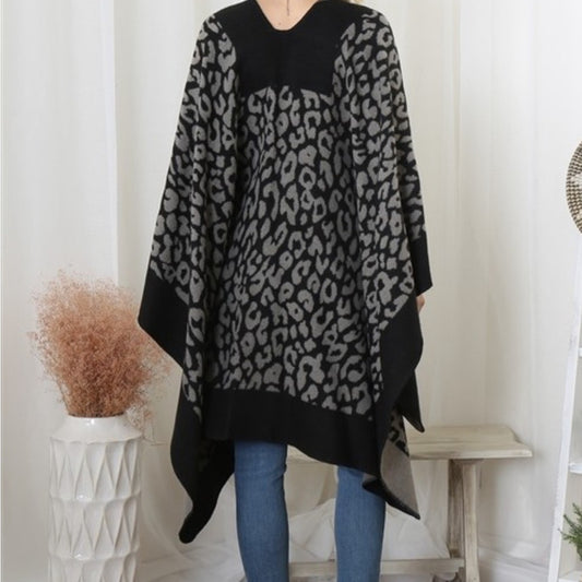 Women’s Leopard Print Ruana in Black/Grey.